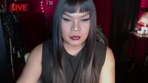 Snapshot of temptress_cocoxxx chatting on January 16, 9:37 am Mistress Coco online show from January 16, 9:37 am