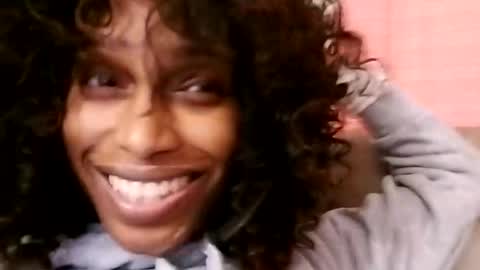 sexi lexi online show from December 5, 7:10 am