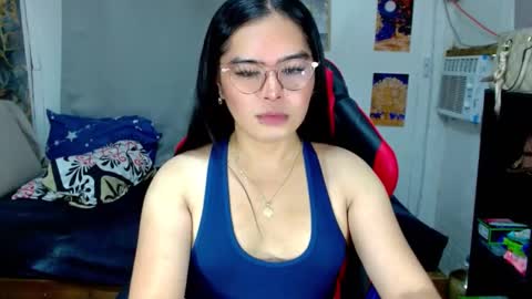 tgirlselena online show from February 7, 4:51 am