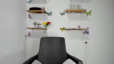 Snapshot of the_fantasy_ chatting on September 19, 12:16 am the_fantasy_ online show from September 19, 12:16 am