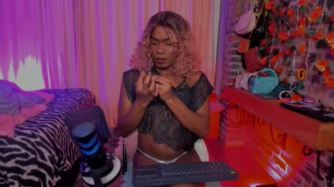 Goldie online show from March 25, 10:31 am