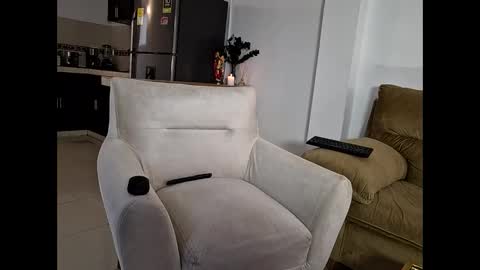 Ester online show from April 23, 12:02 pm