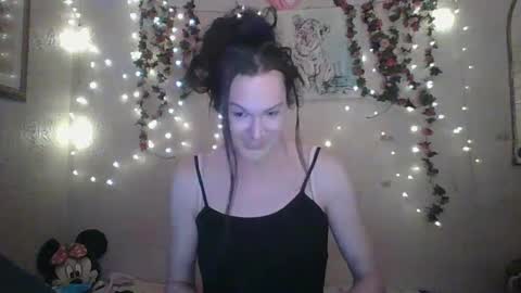 Snapshot of thesillymillie chatting on January 21, 10:30 pm sillymillie0 online show from January 21, 10:30 pm