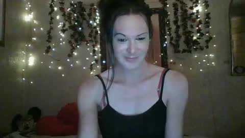 Snapshot of thesillymillie chatting on September 17, 12:15 am sillymillie0 online show from September 17, 12:15 am