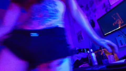 Snapshot of thighsnacks chatting on January 22, 3:41 am snacks online show from January 22, 3:41 am