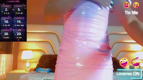 Tifannysexy69 online show from October 1, 9:37 pm