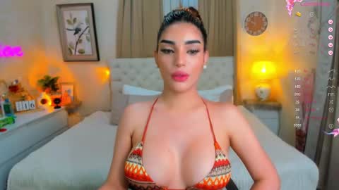 Snapshot of tiffany_cams chatting on February 20, 6:17 am Tiffany online show from February 20, 6:17 am