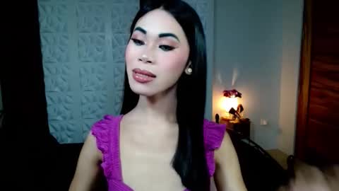 tiffanythebigcock online show from November 26, 11:45 am