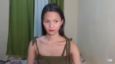 Snapshot of tikolinajeboy chatting on February 7, 10:19 am ANNETS online show from February 7, 10:19 am