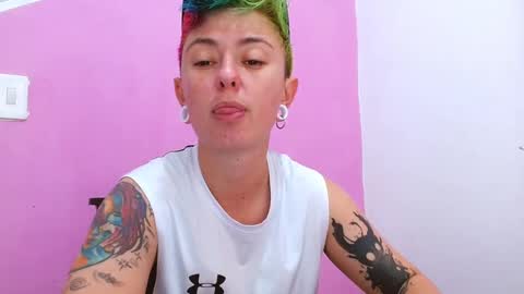 Blue online show from September 11, 4:04 pm