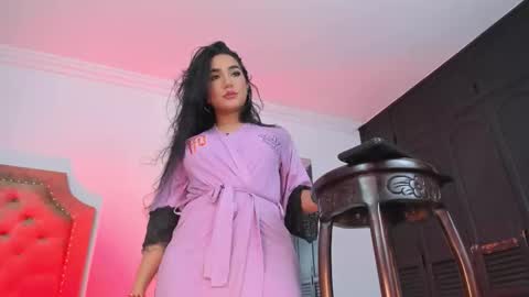 Snapshot of trannypartner chatting on October 13, 9:15 pm Juliana Giiraldo online show from October 13, 9:15 pm