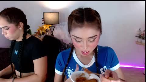 Selena the real cummer online show from February 25, 7:52 am