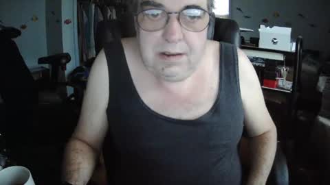 Snapshot of transmtfhello chatting on December 29, 8:04 pm Peter online show from December 29, 8:04 pm