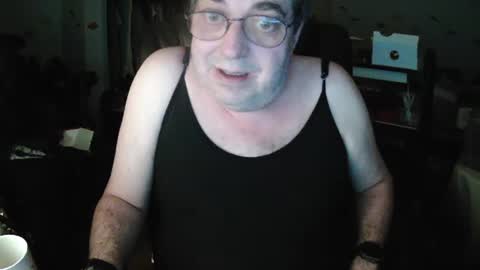 Snapshot of transmtfhello chatting on January 8, 1:42 am Peter online show from January 8, 1:42 am