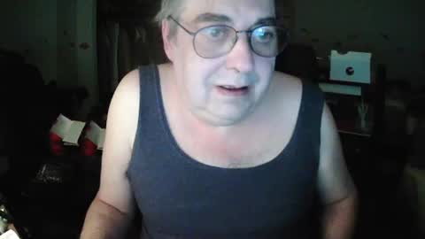 Snapshot of transmtfhello chatting on January 30, 11:02 pm Peter online show from January 30, 11:02 pm