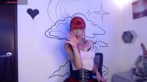 trinity_knox online show from November 5, 5:24 pm