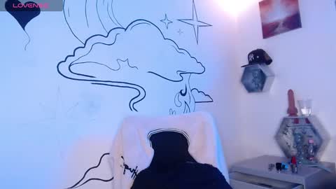 trinity_knox online show from November 11, 4:53 pm