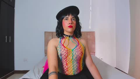 Triny online show from October 20, 2:53 pm