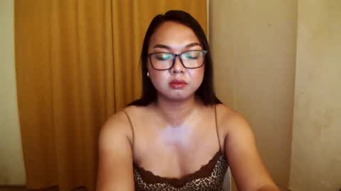 trisha online show from November 27, 12:30 pm