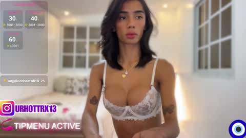 trixieemerald online show from April 21, 12:23 pm