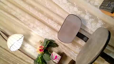 Chloe online show from March 26, 10:08 am