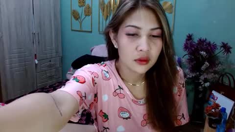 SHENA  online show from March 10, 12:28 pm