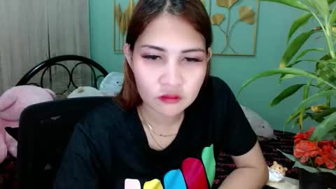 SHENA  online show from November 5, 6:35 am