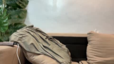 kendall online show from September 17, 7:41 pm