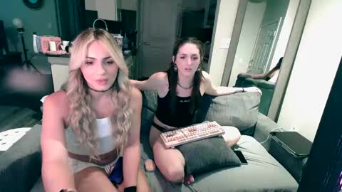 tslovelace online show from October 14, 11:26 pm