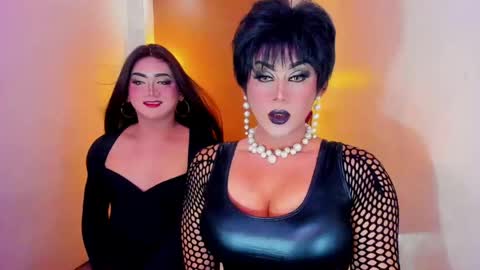 Nicoleeee online show from April 12, 8:56 pm