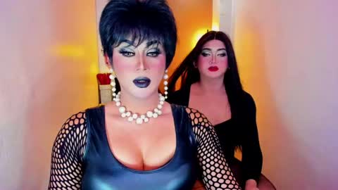 Nicoleeee online show from April 13, 9:08 pm