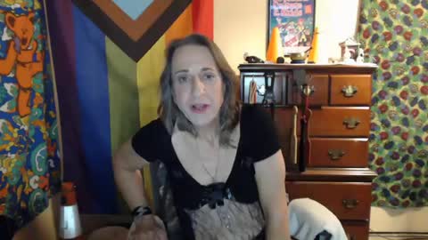 twocumkerry online show from June 22, 9:39 am