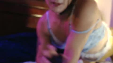 Snapshot of uandme_baby chatting on October 2, 2:06 pm Azelia B online show from October 2, 2:06 pm