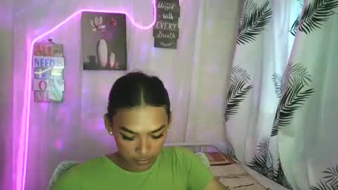 Ms. Criza online show from April 14, 2:49 am