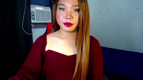 Snapshot of urasiansweet_cummer chatting on February 23, 1:13 am KENDRA online show from February 23, 1:13 am