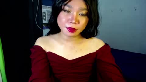 Snapshot of urasiansweet_cummer chatting on March 6, 2:25 am KENDRA online show from March 6, 2:25 am