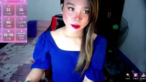 Snapshot of urasiansweet_cummer chatting on October 14, 4:57 am KENDRA online show from October 14, 4:57 am