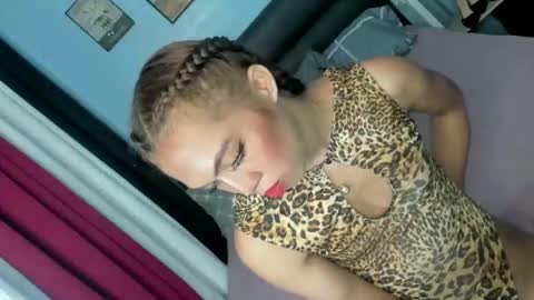 zoey noir online show from October 28, 9:45 pm