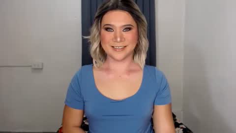 Zoe online show from December 28, 12:15 am