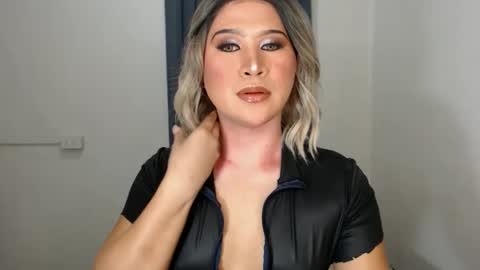 Zoe online show from January 3, 2:21 am