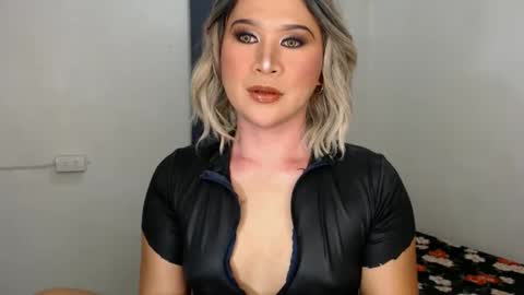 Zoe online show from January 4, 8:17 am