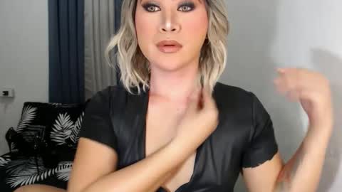 Zoe online show from January 19, 8:51 pm