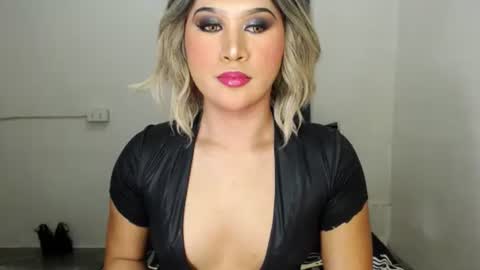 Zoe online show from February 11, 10:50 pm