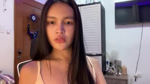 Amira online show from October 29, 2:31 am