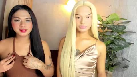 Snapshot of urladyprincessmassivecock chatting on October 11, 8:00 pm jhaii online show from October 11, 8:00 pm