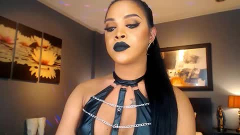 UrMajestyTyra online show from March 16, 3:32 am