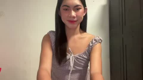 urpretty_mistake online show from July 23, 6:33 am