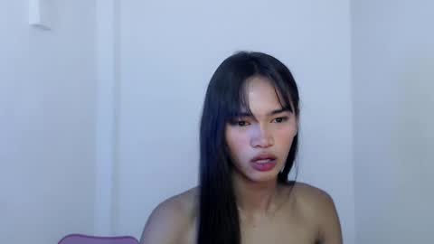 ursandra_xx online show from February 11, 10:07 pm