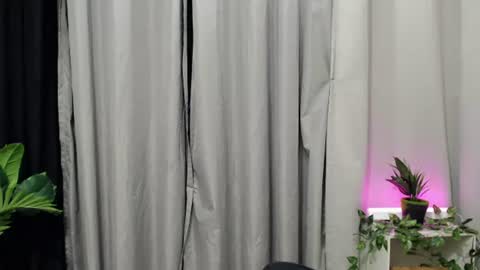 ursweet_amber7 online show from July 5, 4:52 am