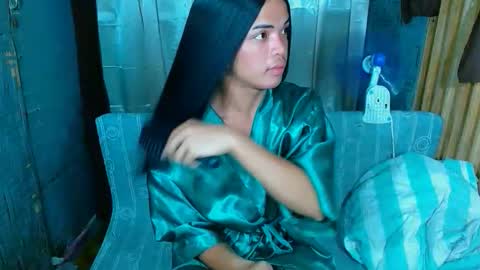 JEN online show from November 24, 8:27 am